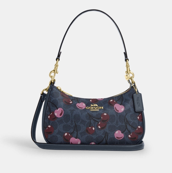 Coach Teri Shoulder Bag In Signature Canvas With NWT - Picture 2 of 9